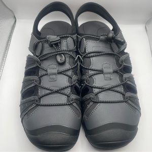 XERO COLORADO WOMENS SIZE 9